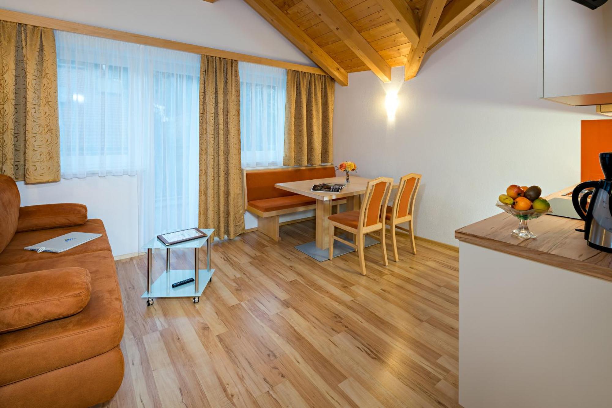 Aparthotel Alpendiamant Serfaus Wachter Gmbh ภายนอก รูปภาพ